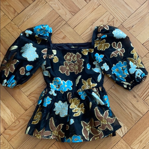 stine goya Tops - $400 Stine Goya Irene Metallic floral puff shoulder blouse top xs 2 0 fall